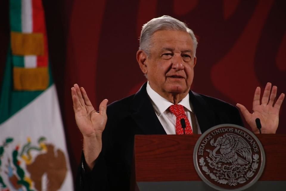 Andrés Manuel López Obrador en conferencia de prensa.