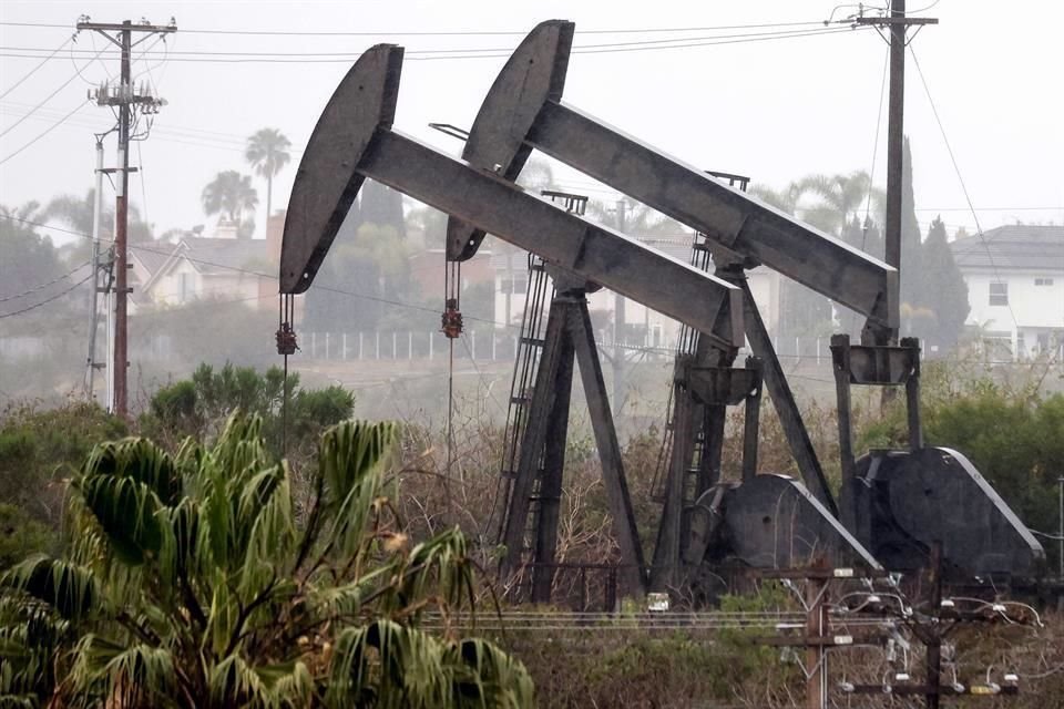 Ambos referenciales, el WTI y Brent, cerraron al alza el viernes y registraron su segunda ganancia semanal consecutiva.