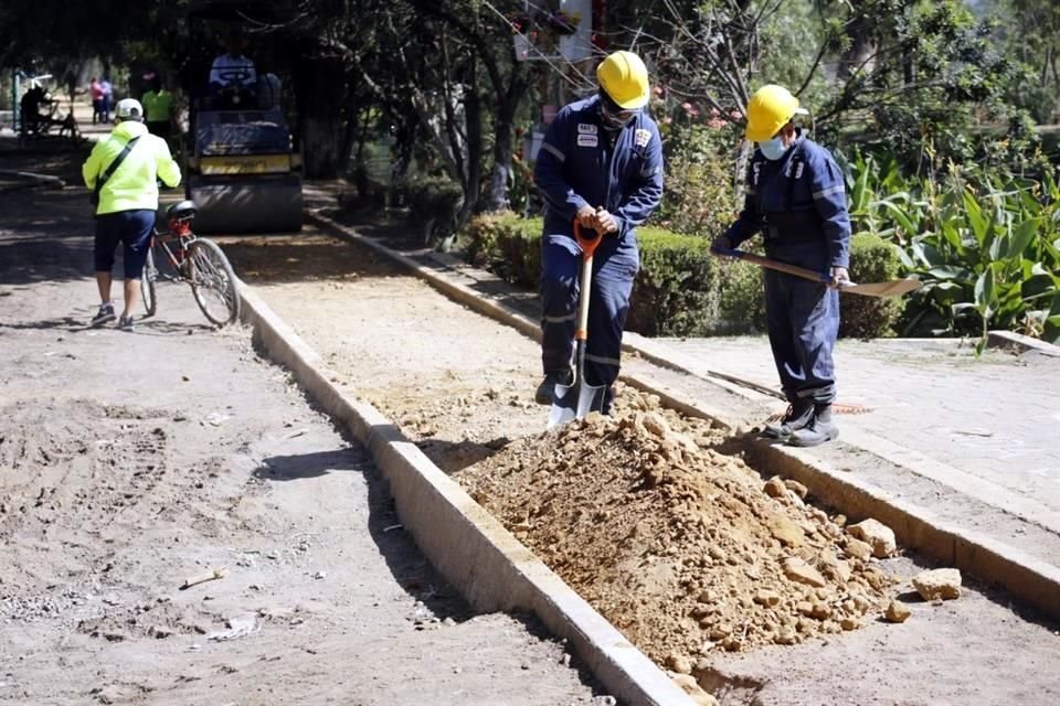 También, se trabaja en la rehabilitación de áreas comunes.