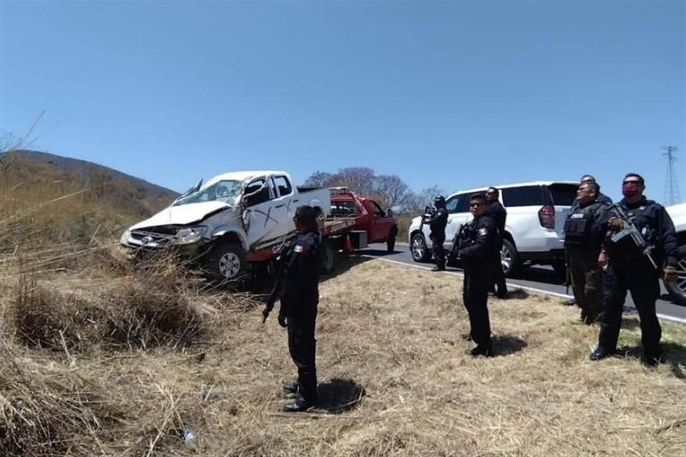 Elementos de Policía de Michoacán, GN y Ejército abatieron a 5 presuntos sicarios del CJNG.