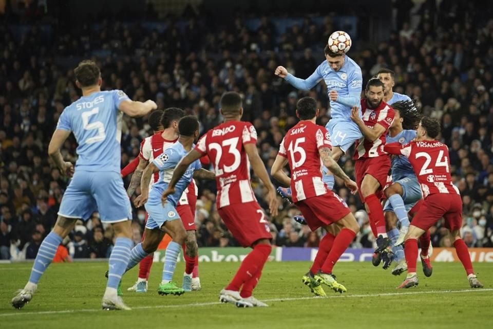 El Manchester City logró obtener la ventaja en casa.