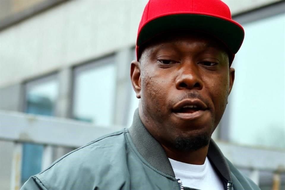 Dizzee Rascal fue sentenciado a un toque de queda y una orden de alejamiento por agredir a su ex prometida.