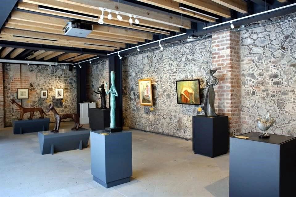Tambin se agreg un espacio de exposiciones, donde se puede visitar una decena de esculturas de la artista Leonora Carrington.