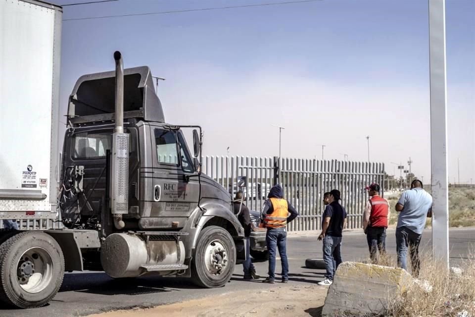 Las inspecciones en Texas a camiones de carga afectan el intercambio comercial entre EU-México.