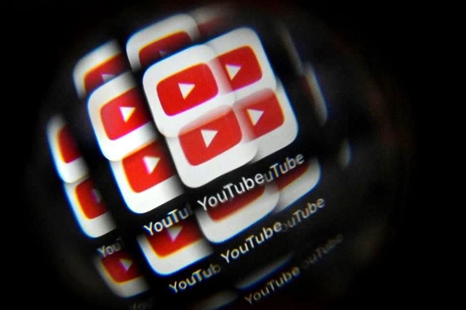 YouTube gana millones de dólares al año con el renovado negacionismo climático, según un informe.