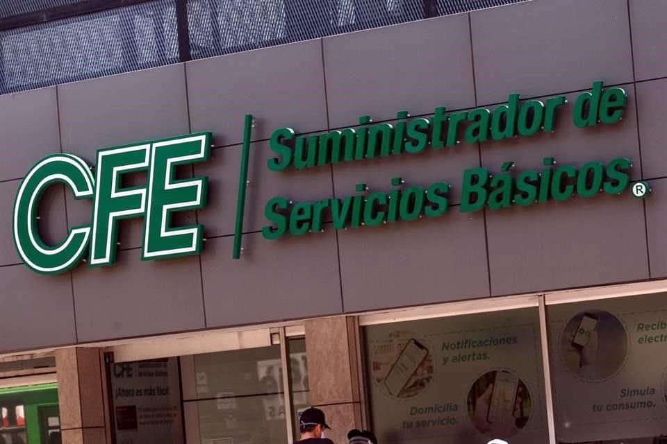 La CFE llevó a cabo un corte de energía programado de cuatro horas que afectó a cuatro comunidades de Zimapán.