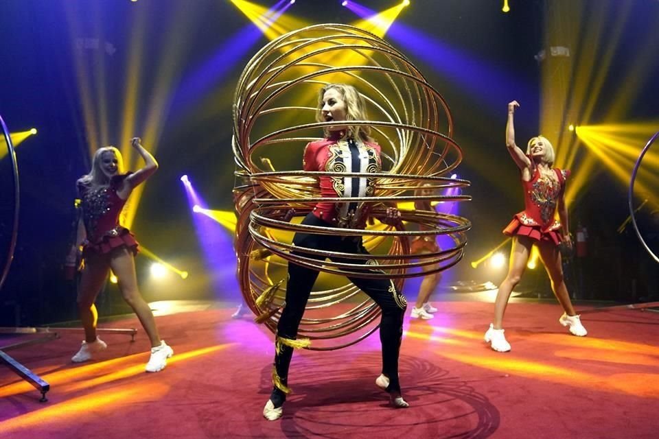 Anna Starykh, Olha Rezekina y Anastasiia Savych