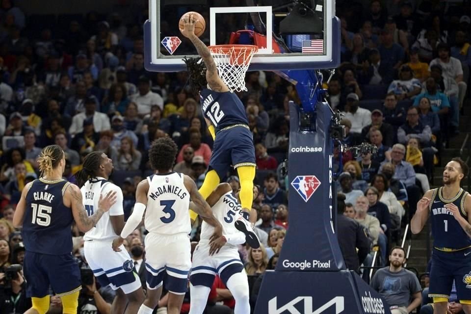 Ja Morant fue quien se puso el traje de héroe.