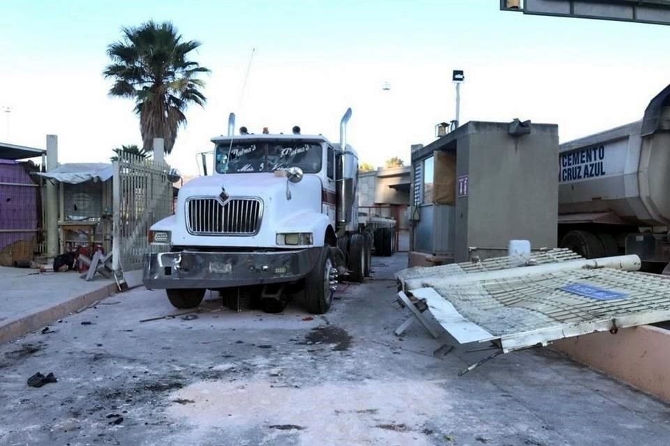 Con disparos de armas de fuego, los sujetos intentaron tomar el control de la planta.
