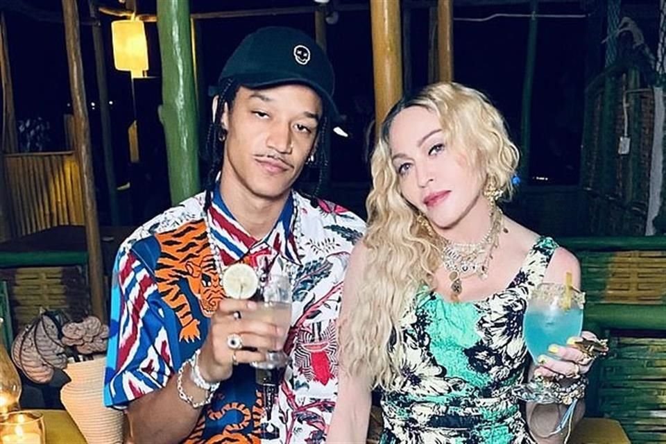 Tras casi cuatro años de relación Madonna y el bailarín Ahlamalik Williams, quien es 35 años menor que ella, pusieron fin a su noviazgo.