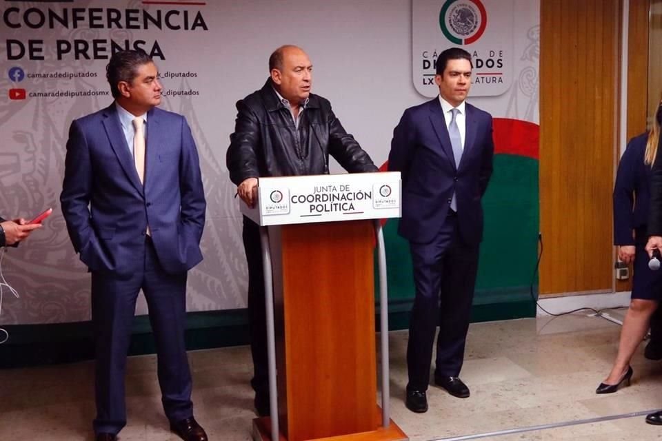 Los coordinadores de PRD, PRI y PAN descartaron que se vaya a dar un periodo extraordinario para discutir la reforma.