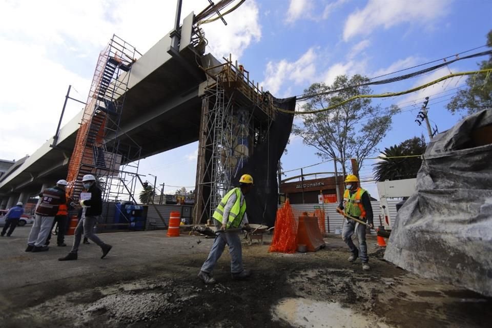 La reedificación de la zona cero, con la nueva estructura de tres trabes en lugar de las dos originales y una columna adicional de refuerzo, está prevista para concluirse en julio.