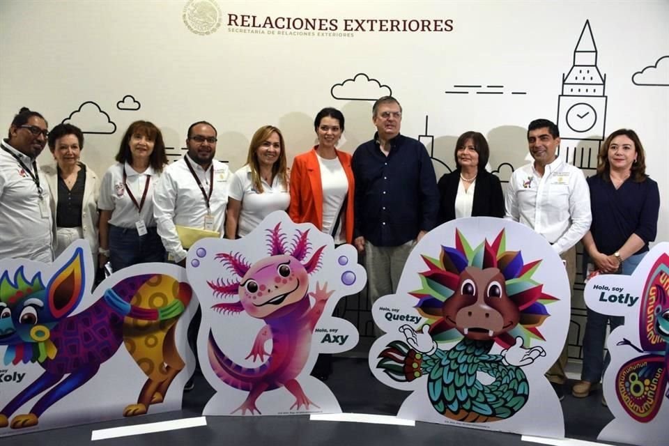 Marcelo Ebrard, Secretario de Relaciones Exteriores, llega a NL a visitar nueva sede de pasaportes