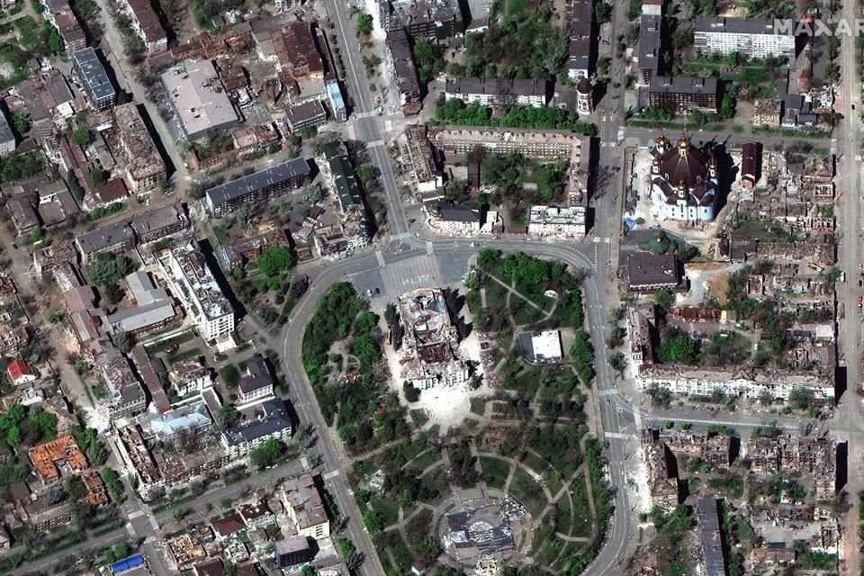 Vista aéra de la ciudad de Mariúpol, con algunos edificios dañados por los bombardeos rusos.