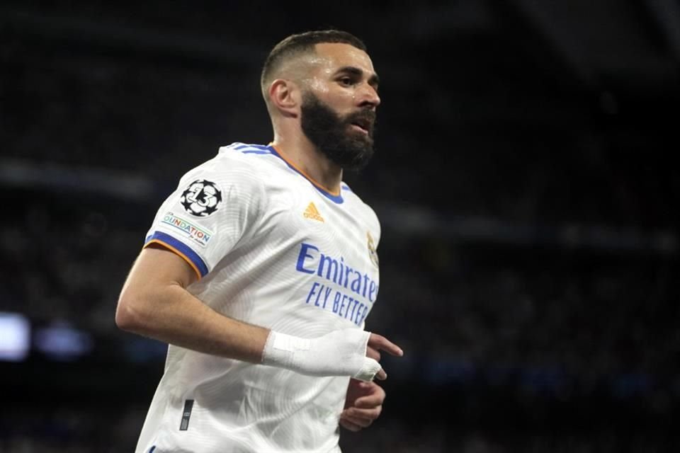 A Karim Benzema también se le presentaron algunas de gol en el primer tiempo.