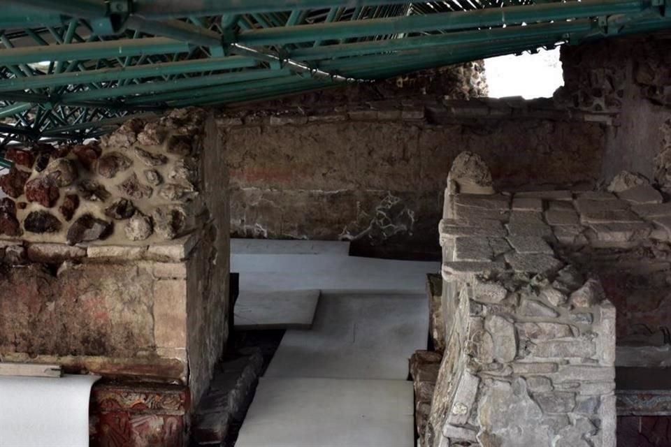 Imagen que muestra a vestigios del área ya cubiertos con ethafoam.