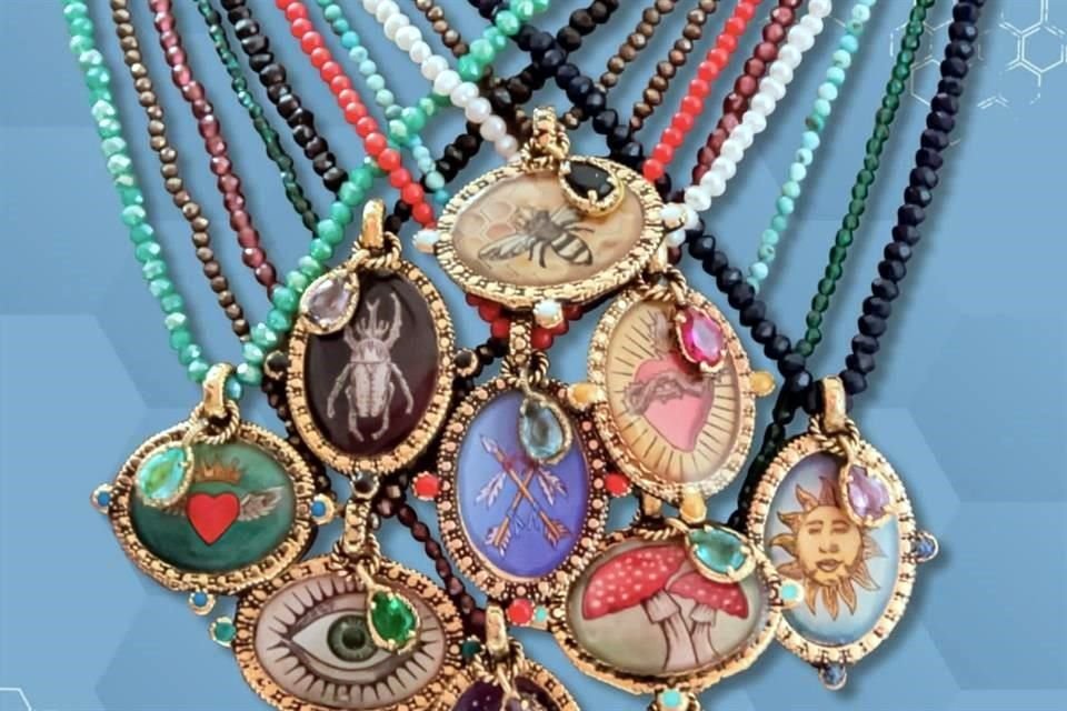 La diseñadora Regina Castillo lanzó una colección especial de joyería para este Día de las Madres.