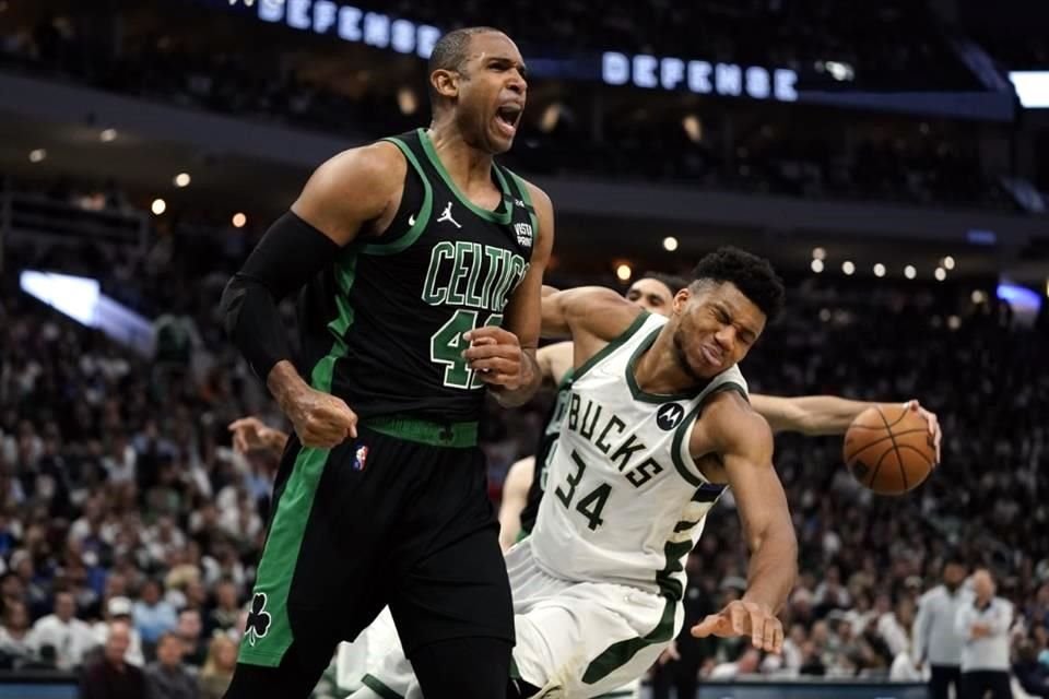 Al Horford terminó con 30 puntos y 8 rebotes.