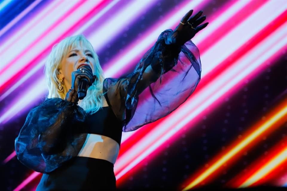 La canadiense Carly Rae Jepsen motivó un coro masivo.