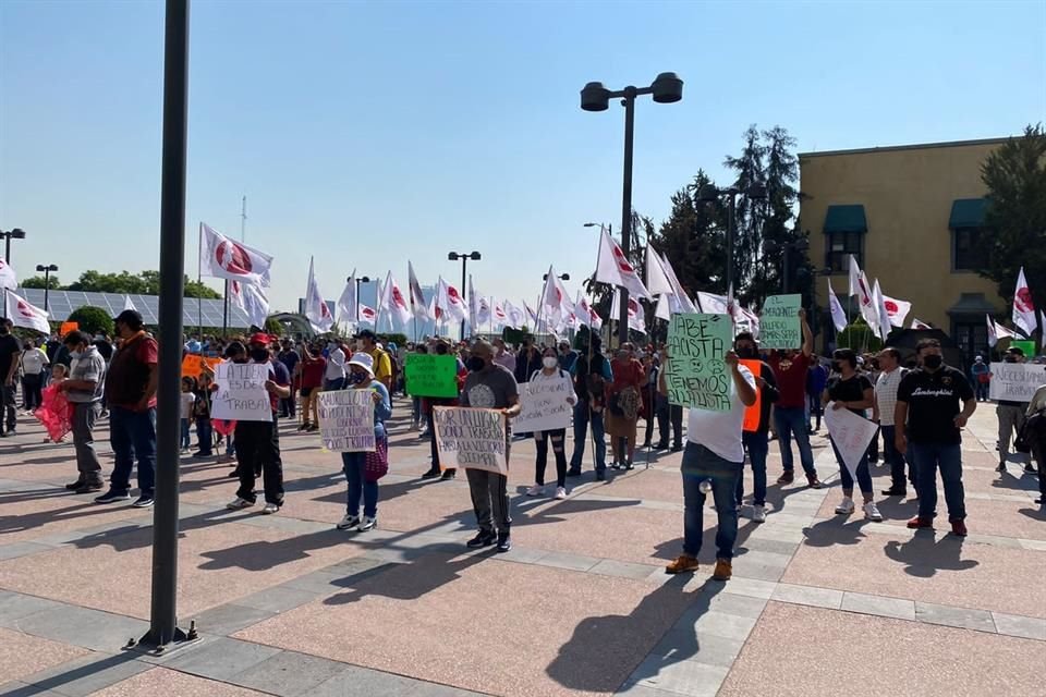 Bibiana Munguía, dirigente de la Asamblea de Barrios Grupo Miguel Hidalgo, expresó que la medida está afectando la economía de cientos de familias.