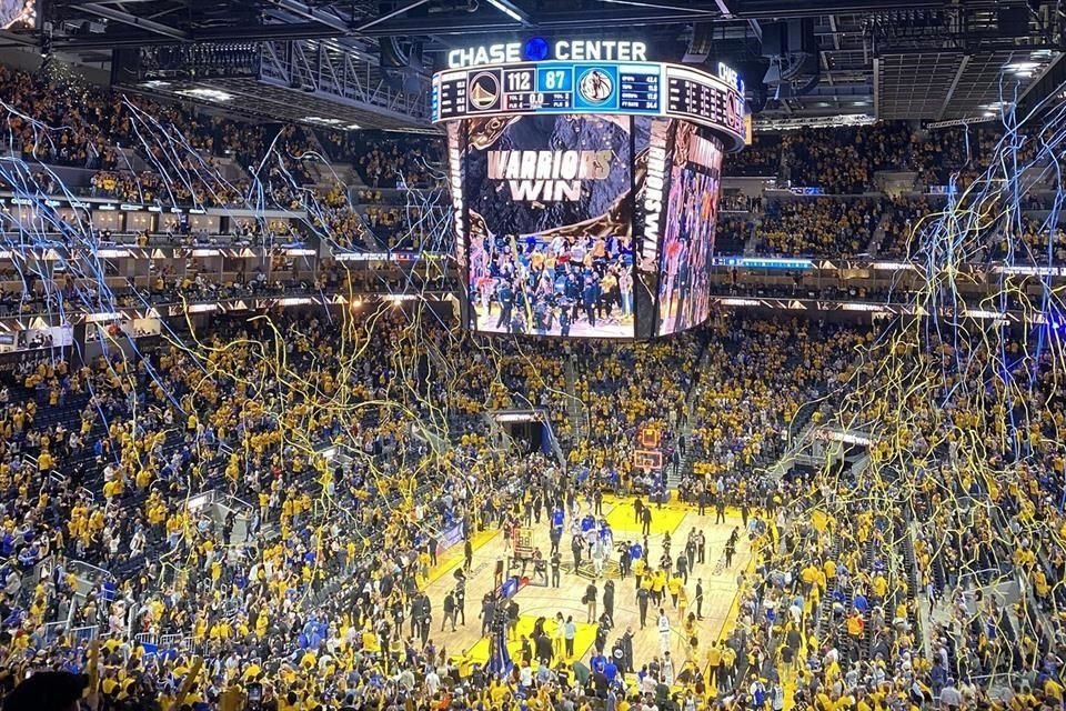 Locura en Golden State por el triunfo de los Warriors.