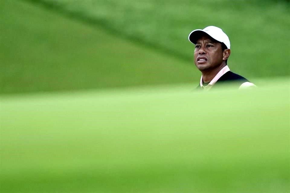 Tiger Woods prefirió no seguir.