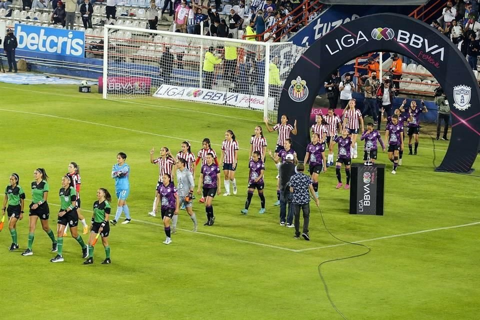 Chivas y Pachuca definen este lunes al nuevo campeón de la Liga Femenil.