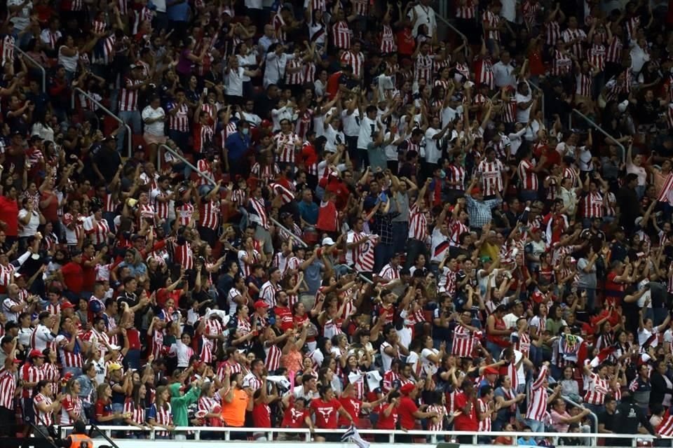 El Estadio Akron registró su mejor asistencia en un partido de la Liga MX Femenil, con los 40 mil 462 aficionados que se dieron cita para la Final.