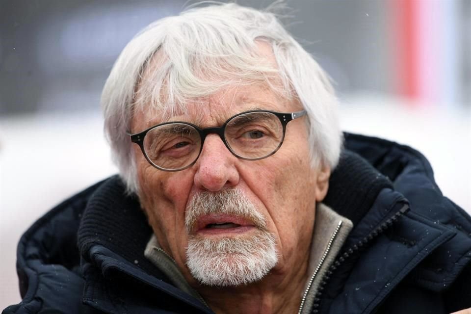 Ecclestone salió bajo fianza.