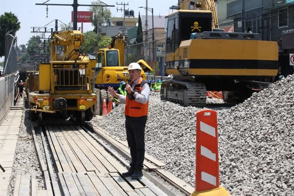 Según el titular de la dependencia, las curvas nuevas serán de materiales de mayor dureza, lo mismo que los rieles, durmientes y fijaciones.