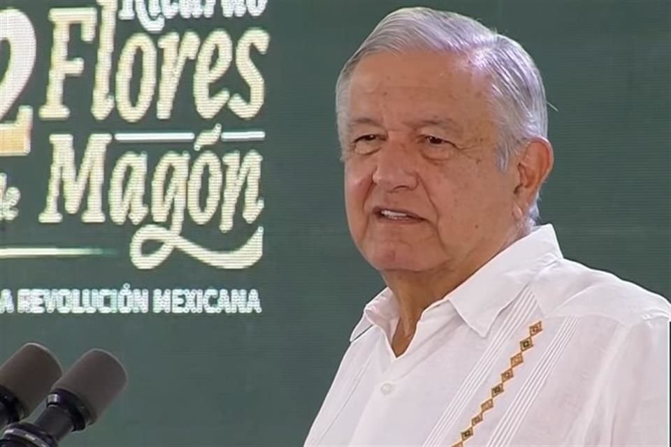 El Presidente en conferencia desde Sinaloa.