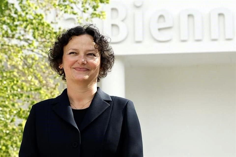 La muestra principal de la Bienal de Venecia, curada por Cecilia Alemani, realiza un ejercicio de imaginación sobre las metamorfosis del cuerpo y la definición de lo que constituye a un ser humano.