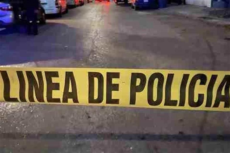 De violencia se llenó la madrugada en la Zona Metropolitana de Guadalajara, pues tres personas fueron asesinadas en distintos hechos. 