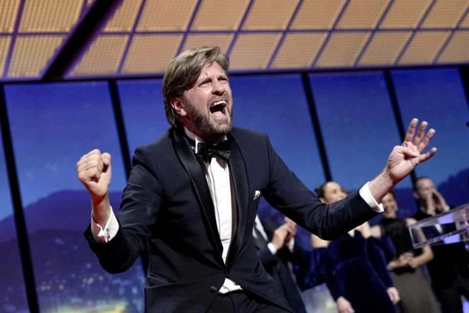 Ruben Ostlund celebró así su triunfo por la cinta 'Triangle of Sadness' en Cannes.