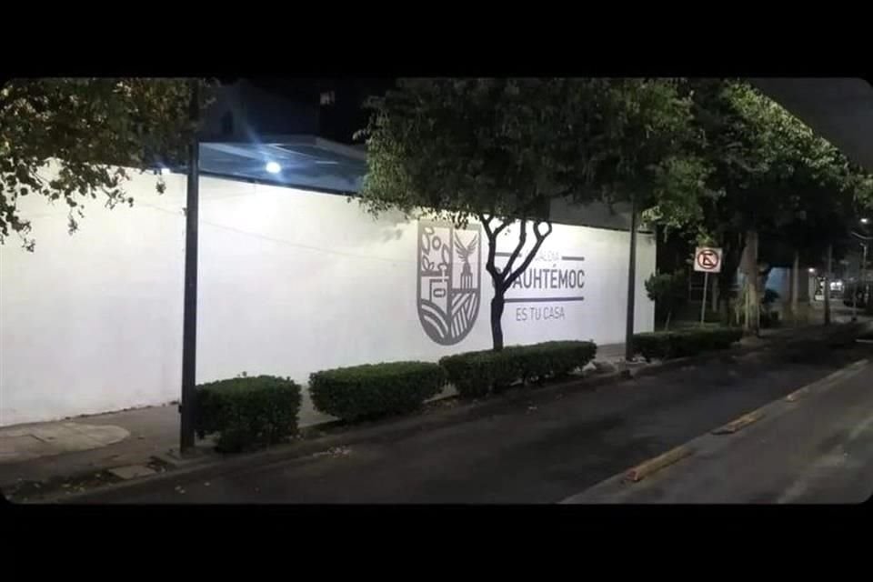 Usuarios de redes sociales reportaron que la Alcaldía Cuauhtémoc borró un mural de la artista Gemma Correll, en Casa de Gemma Correll.