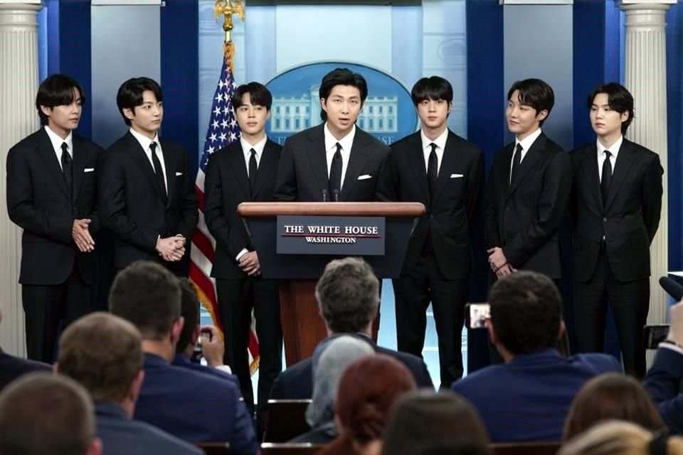 El grupo de k-pop BTS visitó la Casa Blanca y al Presidente Joe Biden para denunciar el racismo contra personas asiáticas en Estados Unidos.