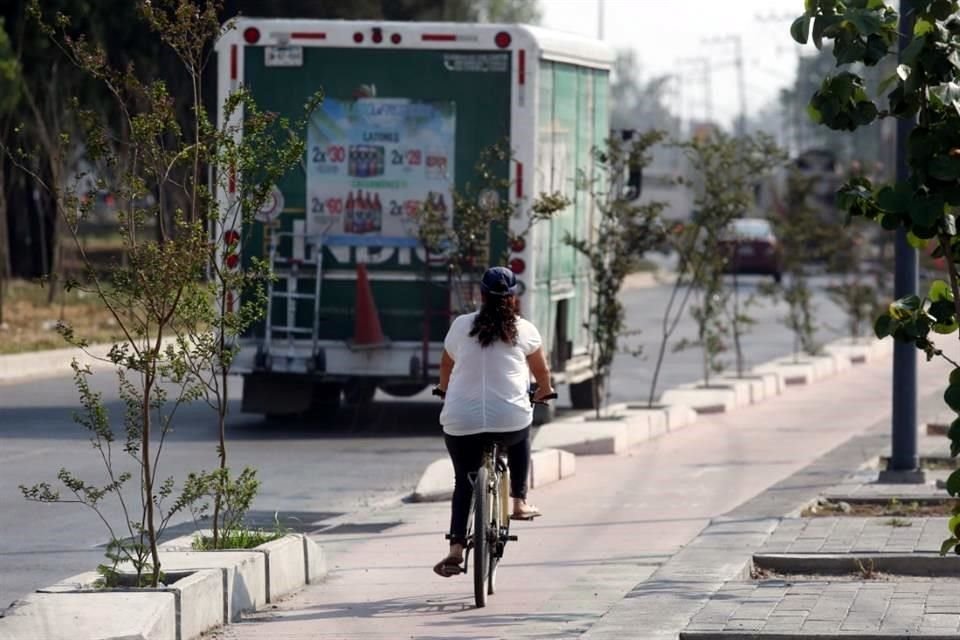 La construcción de ciclovías ha ganado terreno en la ZMG en los últimos siete años, aunque su andar sigue padeciendo varios obstáculos.