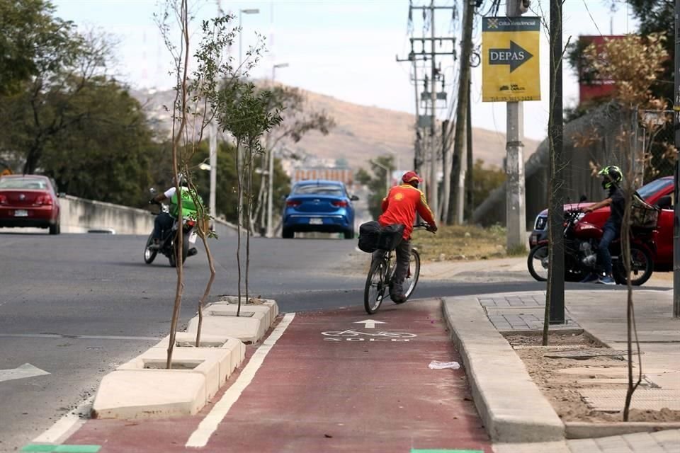 Uno de ellos es que la mayoría de las pistas están inconexas, como es el caso de la ubicada en Camino al Iteso.