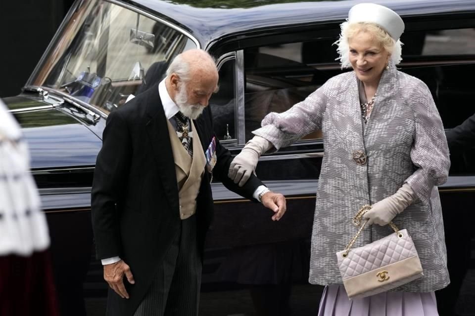 El Príncipe Miguel de Kent acudió a la misa de acción de gracias por el Jubileo.