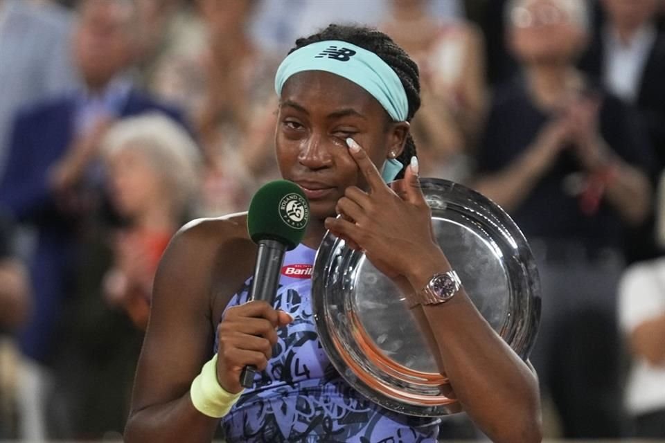 Coco Gauff no pudo evitar las lágrimas tras la derrota.