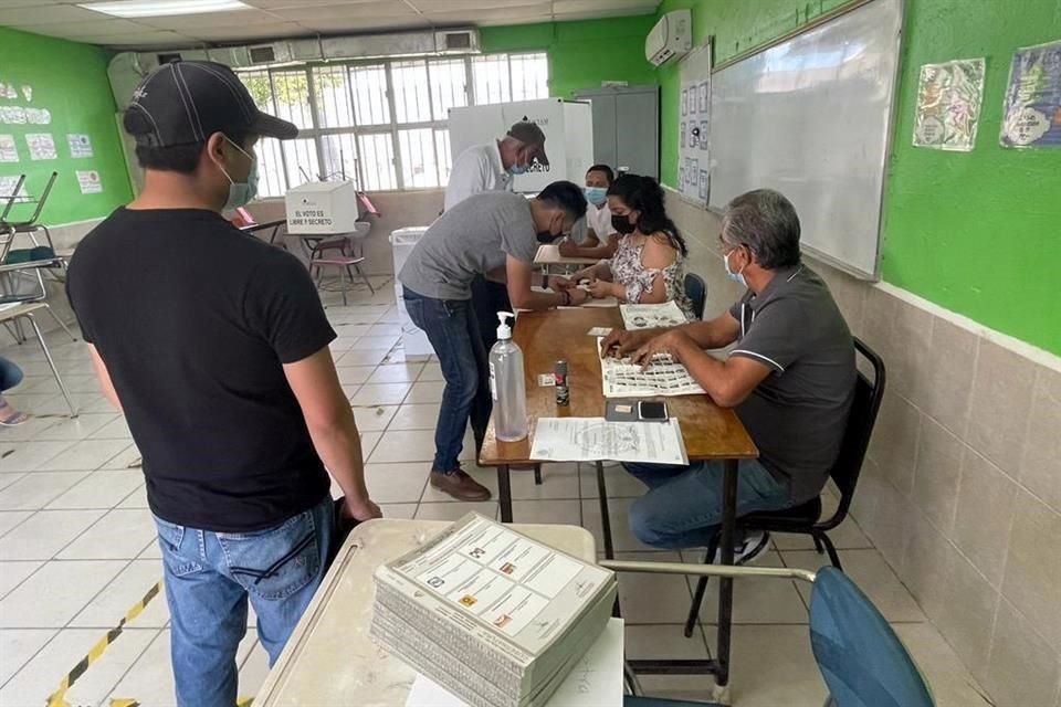 En Reynosa hubo casillas que desde las 8:15 horas empezaron a recibir votantes.