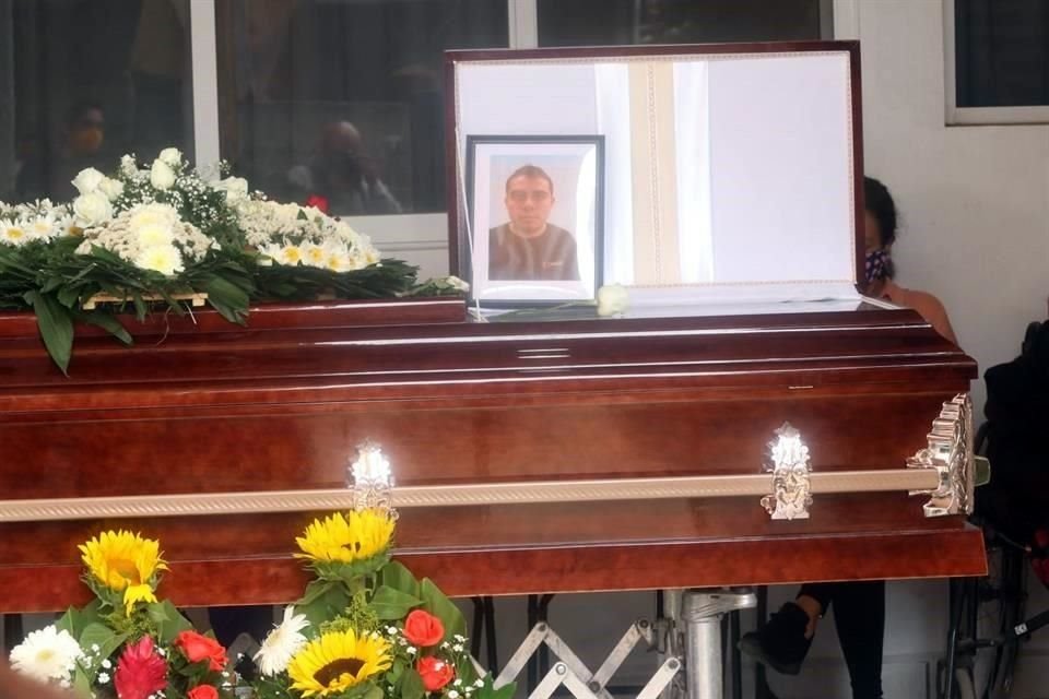 'Lo que más le gustaba era hacer ejercicio, todos los días se levantaba a correr. A él le gustaba disfrutar la vida, que se viera una sonrisa en la cara', señaló el hermano de Immer. 