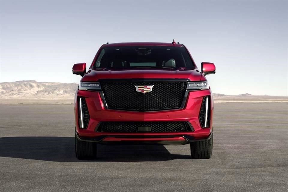 Escalade V-series tiene transmisión automática de diez velocidades.