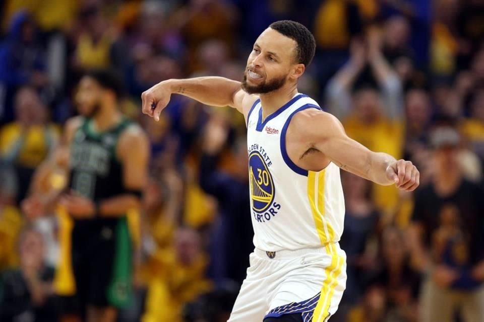 Los números finales de Curry fueron de 16 puntos, 3 rebotes y 8 asistencias.