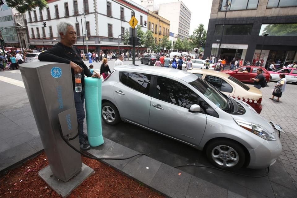 Los vehículos chinos llegan a precios muy bajos a Europa por los apoyos que el Gobierno asiático otorga.