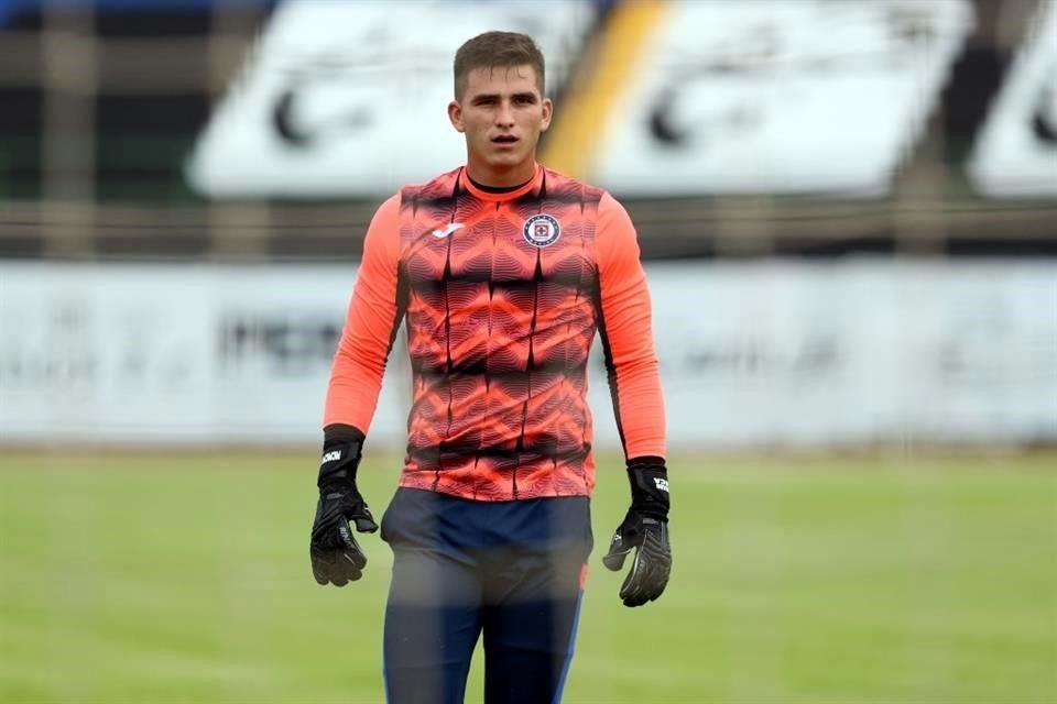 Sebastián Jurado ha sido el arquero titular de Cruz Azul los últimos partidos.