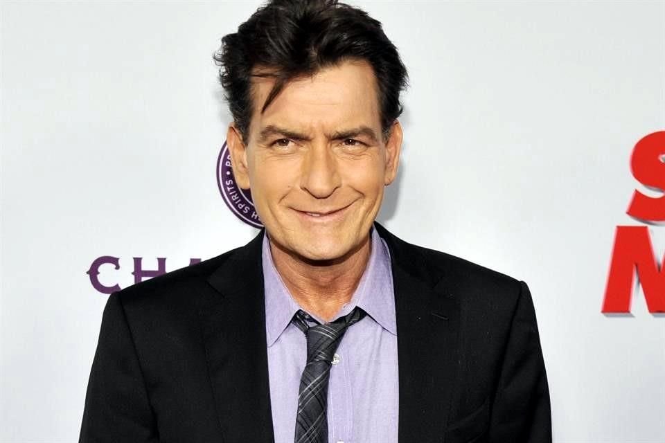 Tras criticar su decisión, Charlie Sheen decidió apoyar a su hija Sami, de 18 años, quien abrió su perfil en la red social para adultos OnlyFans.