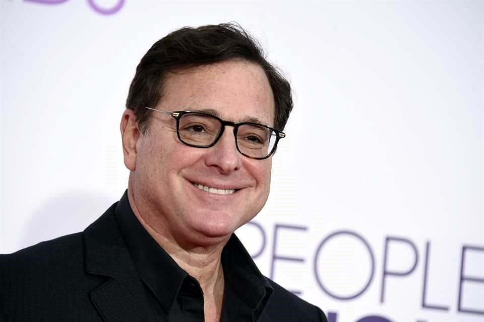 Dos oficiales fueron suspendidos por filtrar la noticia de la muerte del actor Bob Saget antes de que su familia fuera notificada.