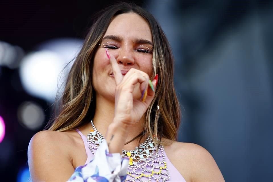 La eufórica repuesta del público que coreó su nombre, 'Belinda, Belinda, Belinda', le subieron los ánimos hasta casi las lágrimas.