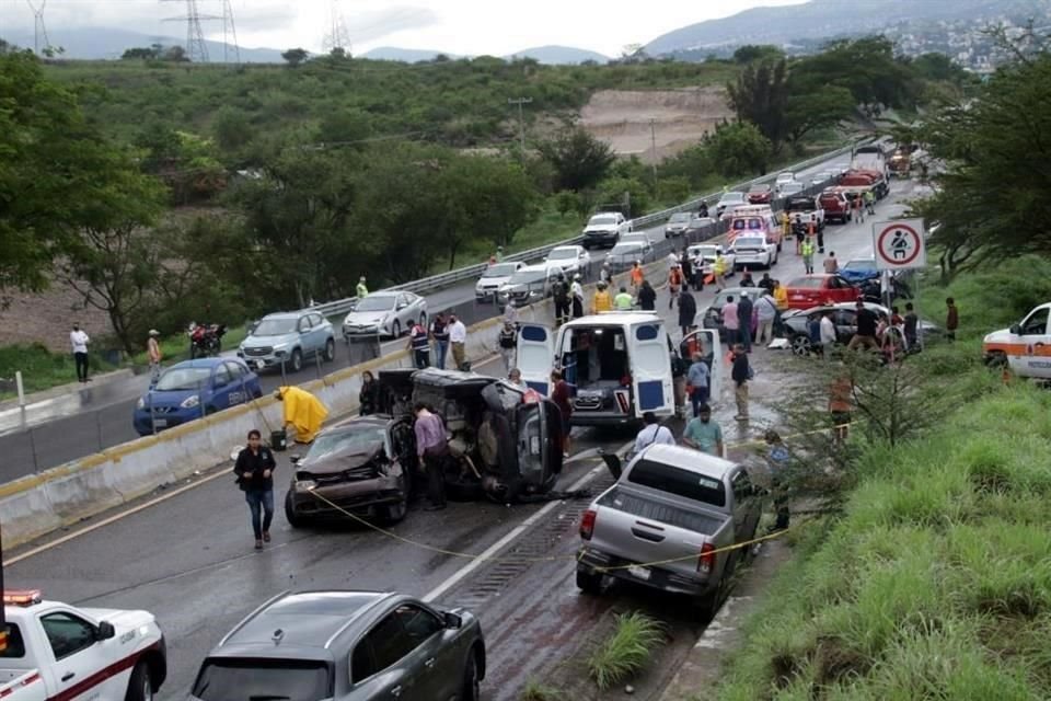 La carambola se registró a la altura del Fraccionamiento El Mirador, en Chilpancingo, Guerrero.